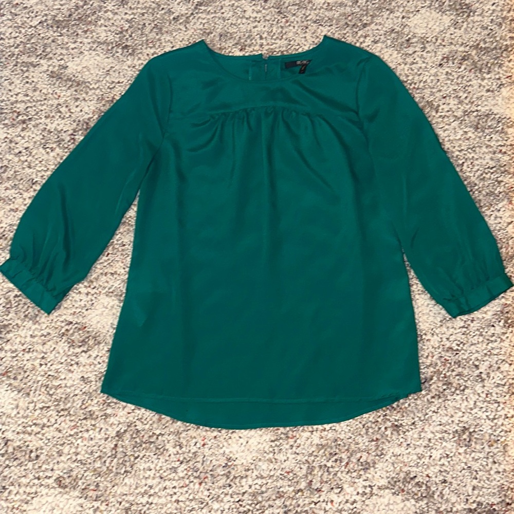 BCBG Paris women’s size small dark green 3/4” sleeve blouse